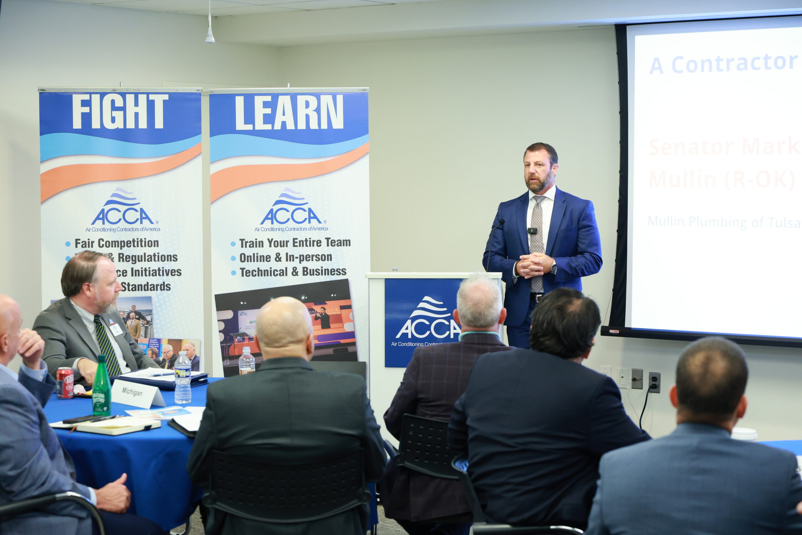 Senator Markwayne Mullin (R-OK) meets with ACCA leadership and Advocacy Day attendees.